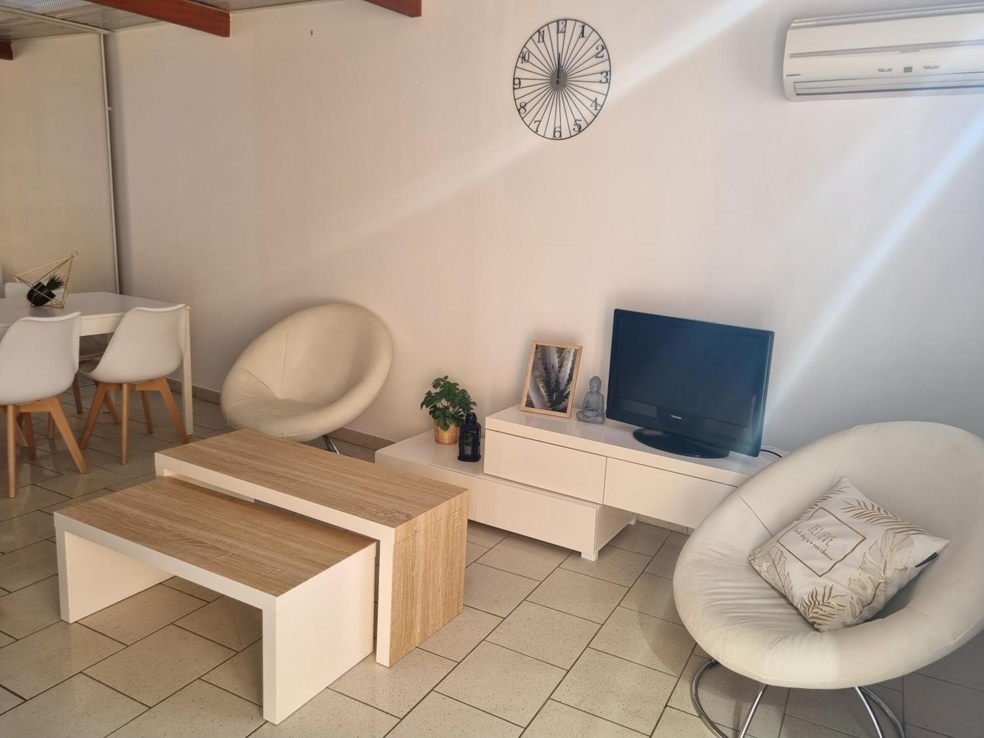 Cameos - Appartement Avec Terrasse Locairbi Le Crès 外观 照片